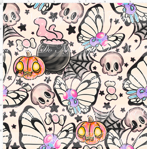 Retail - Spooky Pocket Pals - Moth - Cream - SMALL SCALE