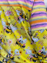 CATALOG - PREORDER R113 - Sweet Honey Bee - Main - Yellow - LARGE SCALE