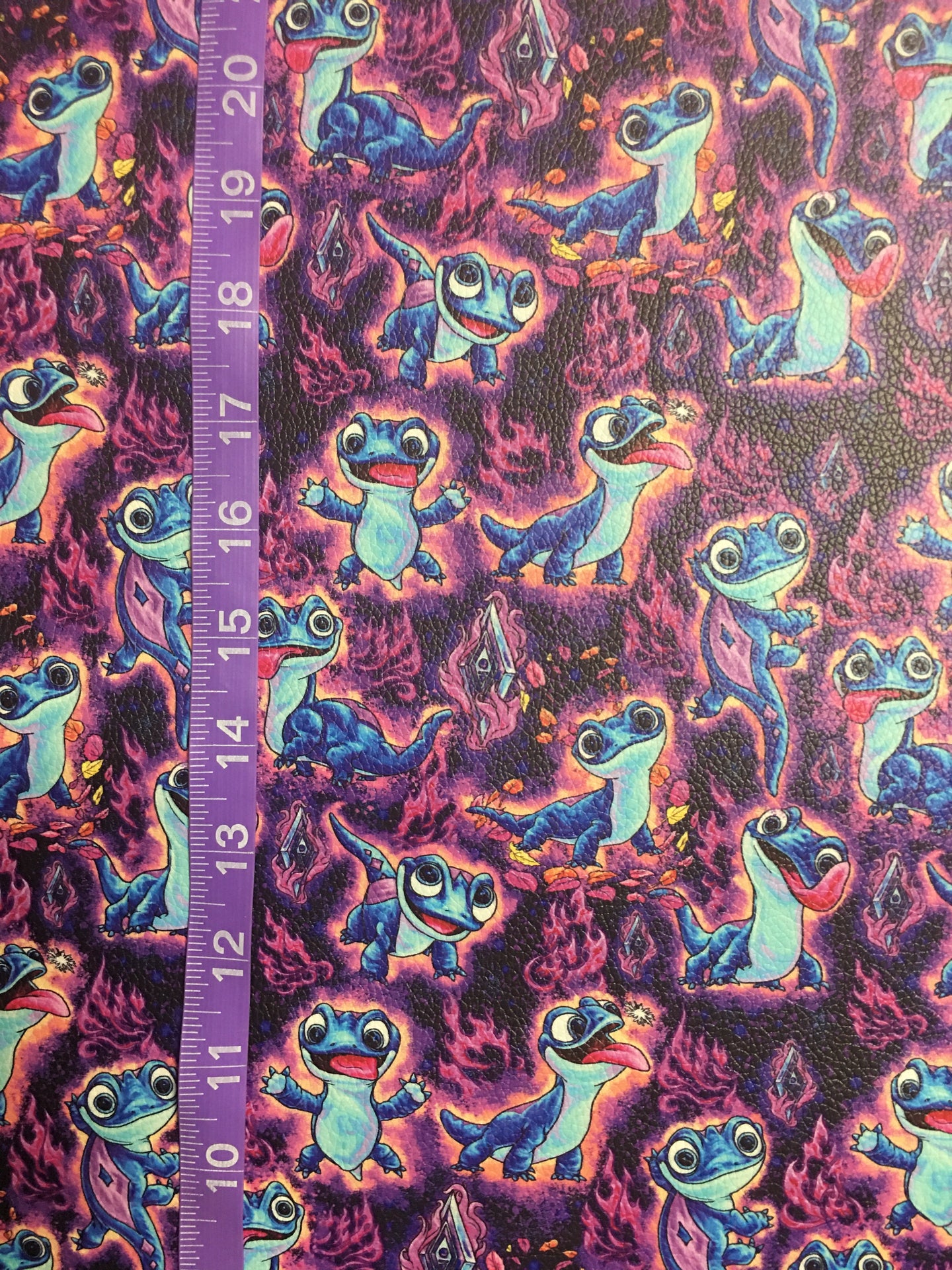 Ice Adventures - Lizard Colorful Main - Vinyl